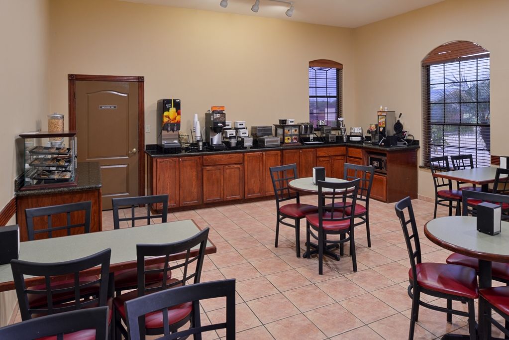 Americas Best Value Inn & Suites San Benito Facilidades foto